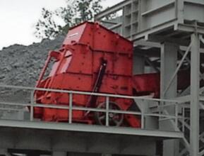 反击式粉碎机的重型设计与维护